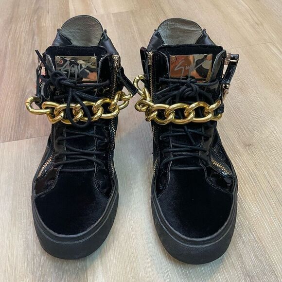 Giuseppe Zanotti Women’s Black/Gold Single Gold Bar High Top Size 37 EU 7 US - Picture 2 of 11